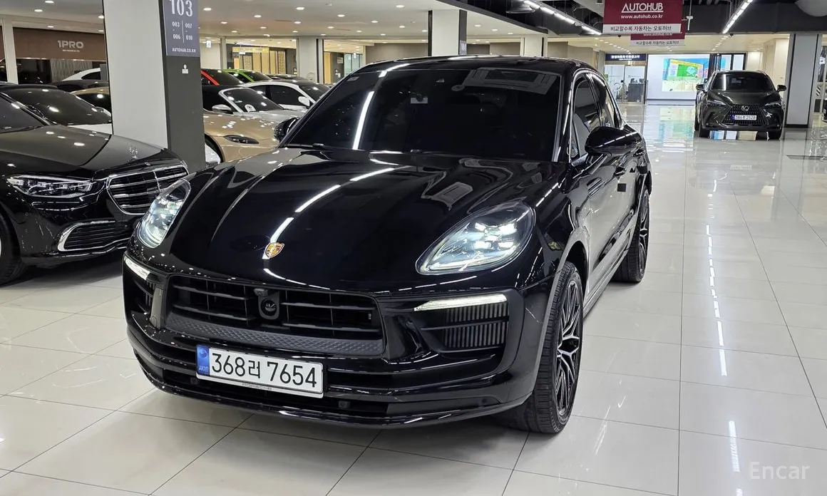 Фото 2 - Porsche Macan