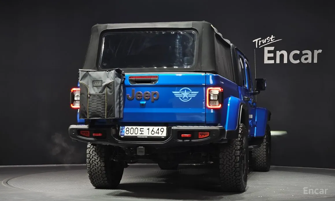 Фото 4 - Jeep Gladiator