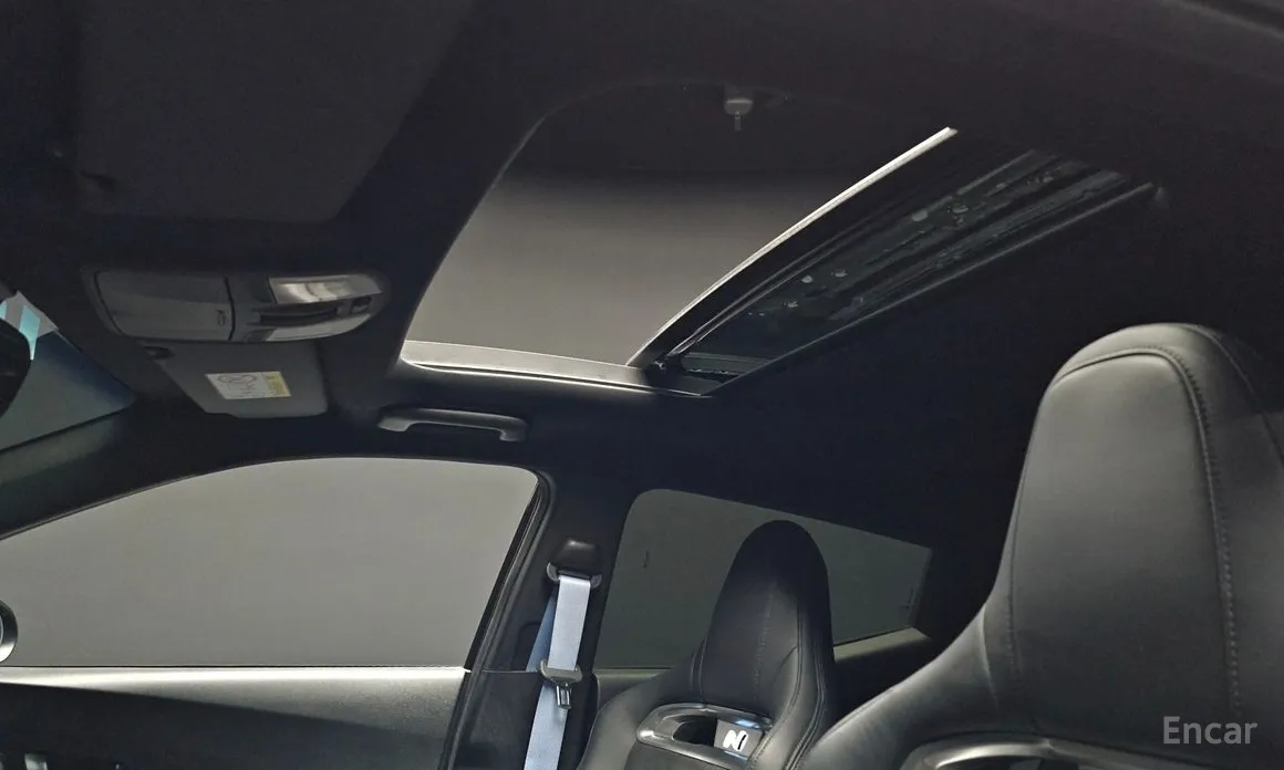 Фото 19 - Hyundai Veloster