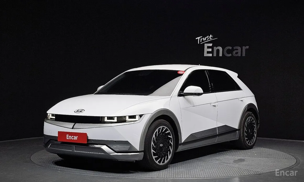 Photo 1 - Hyundai Ioniq 5