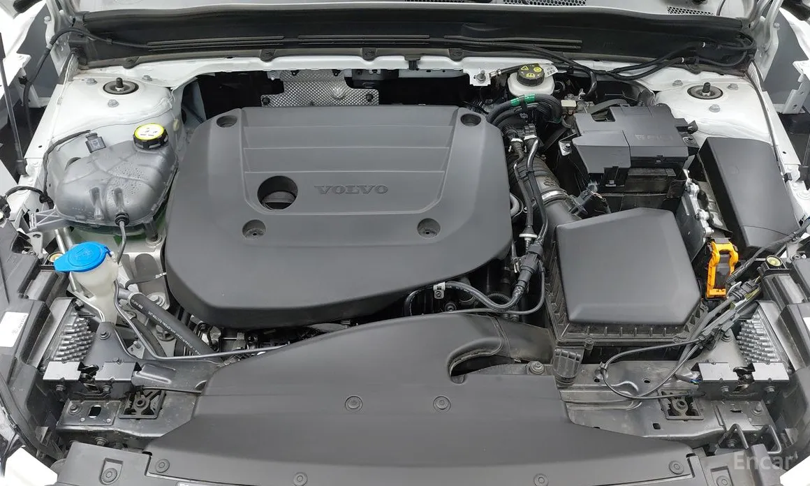 Фото 5 - Volvo XC40