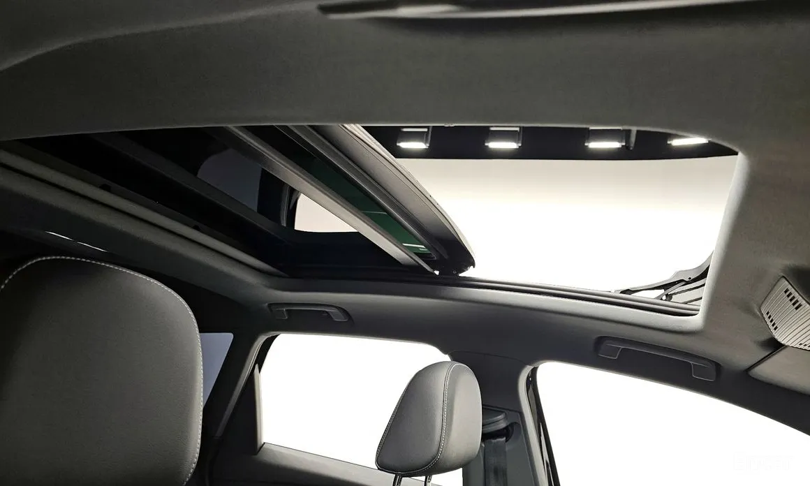 Фото 19 - Audi Q4 e-tron