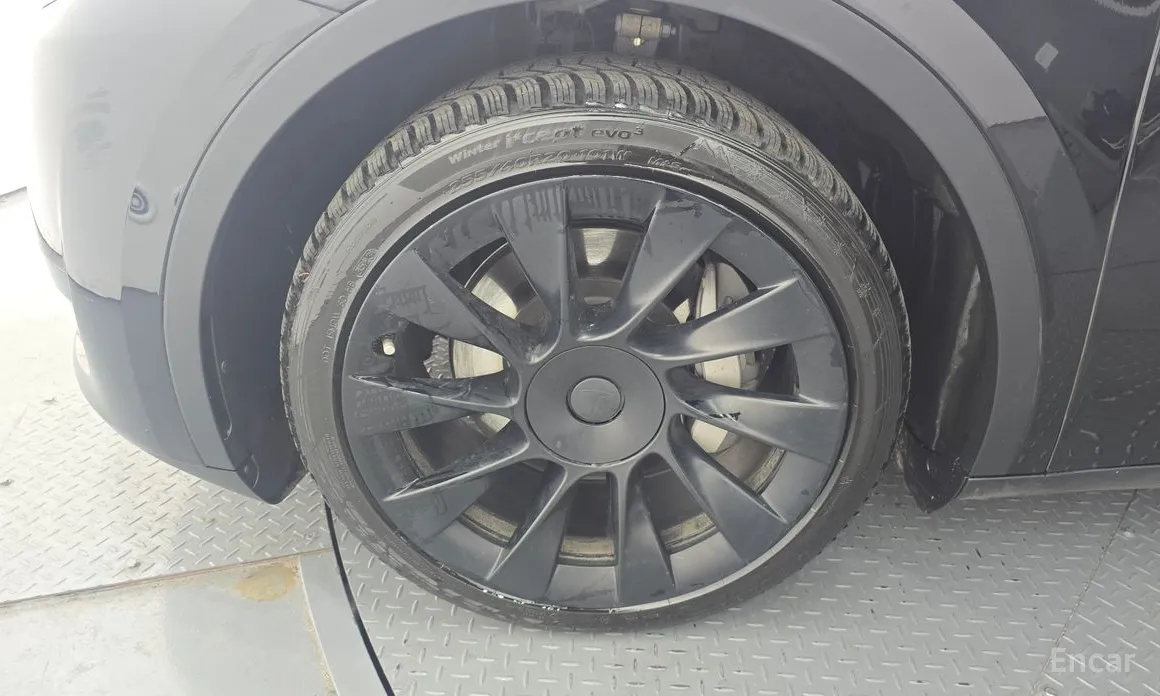 Фото 5 - Tesla Model Y