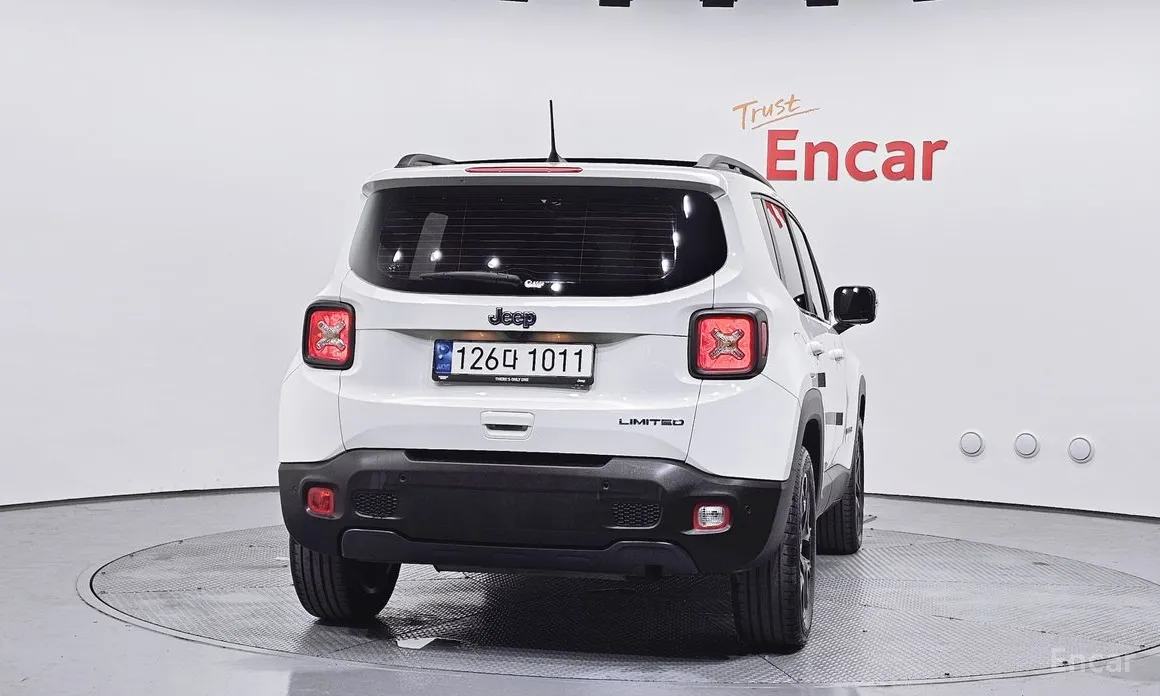Фото 4 - Jeep Renegade