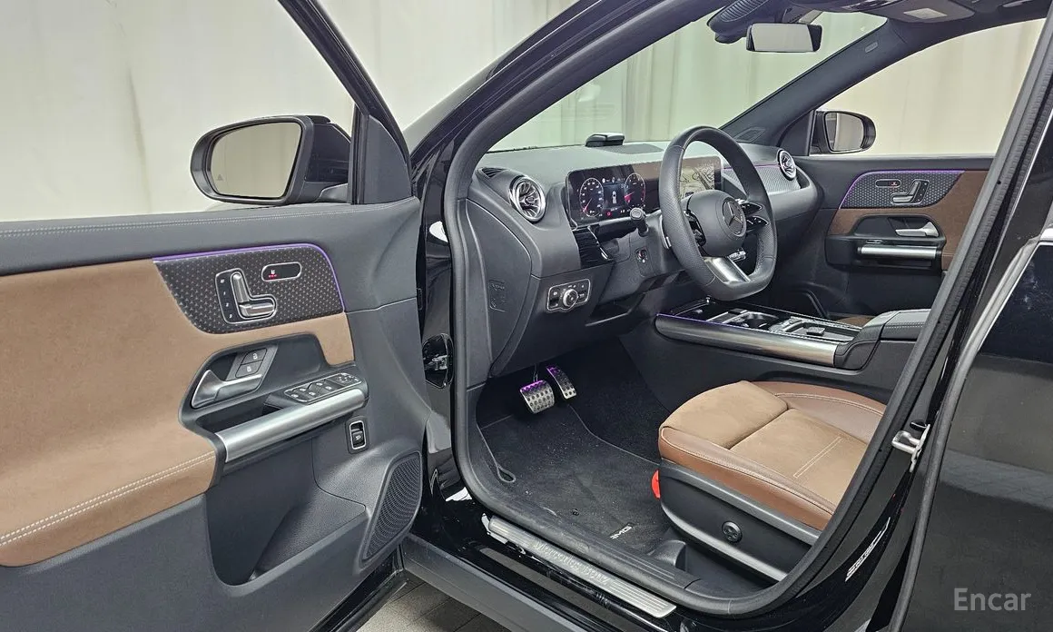 Фото 10 - Mercedes-Benz GLA-Class