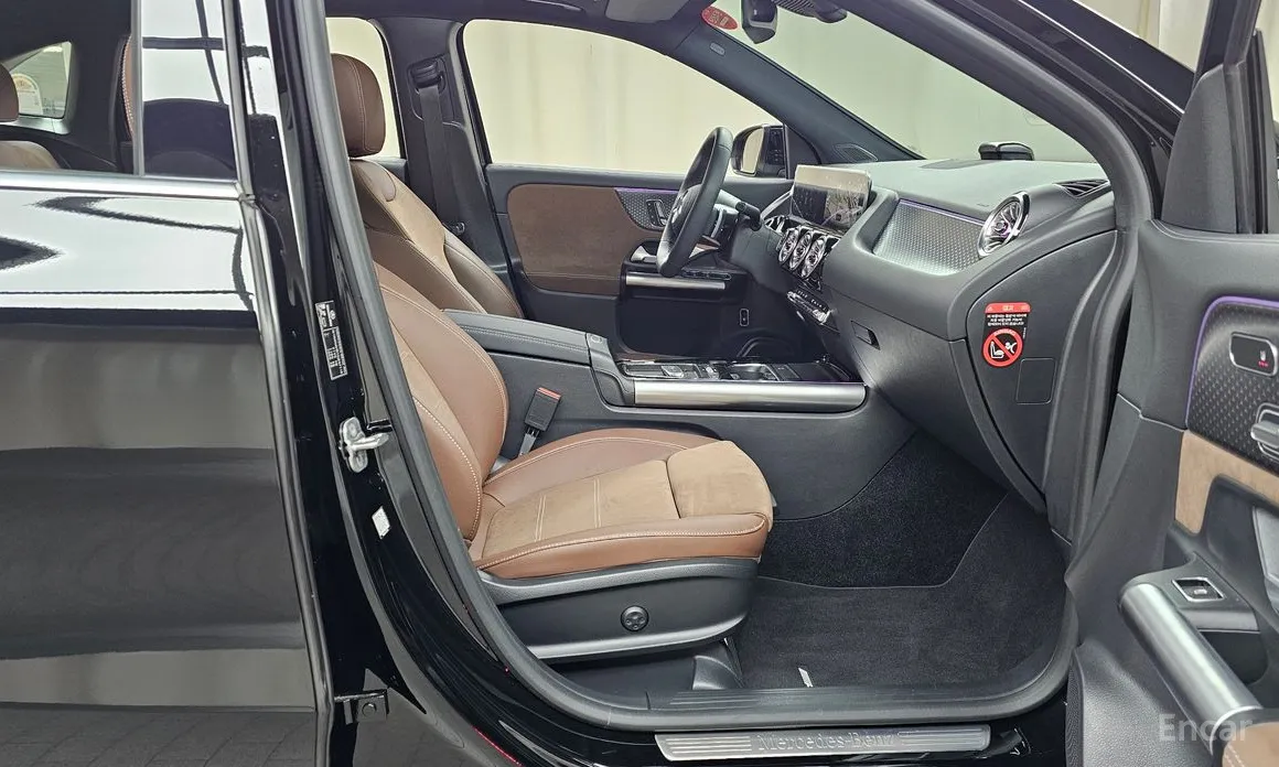 Фото 11 - Mercedes-Benz GLA-Class