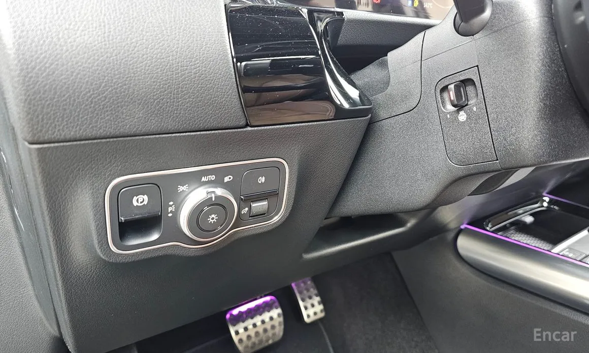 Фото 15 - Mercedes-Benz GLA-Class