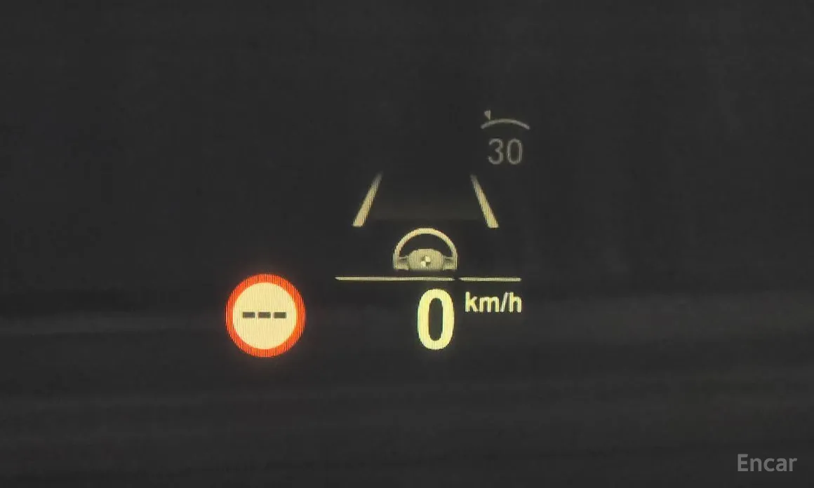 Фото 18 - BMW 7 Series