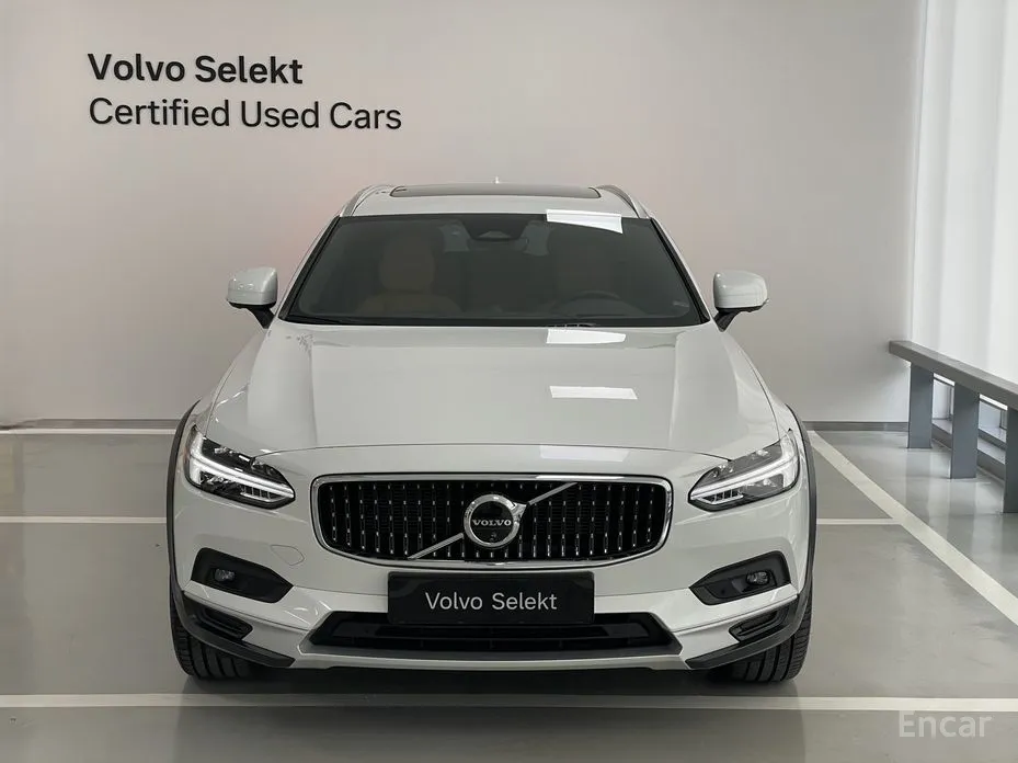 Фото 3 - Volvo V90