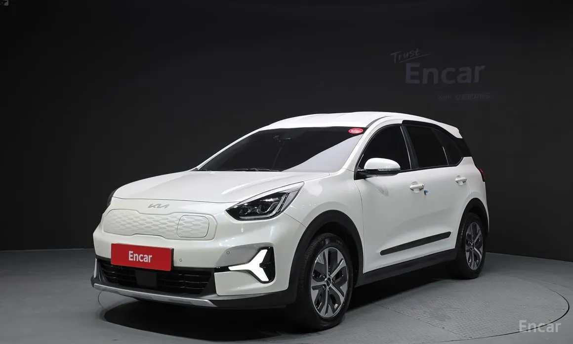 Фото 1 - Kia Niro