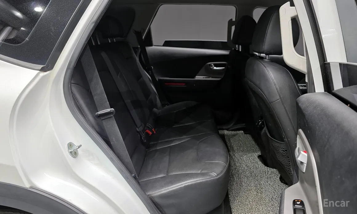 Фото 12 - Kia Niro