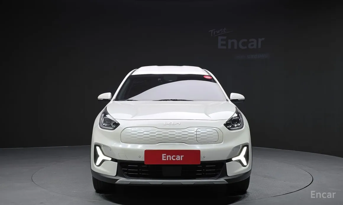 Фото 3 - Kia Niro