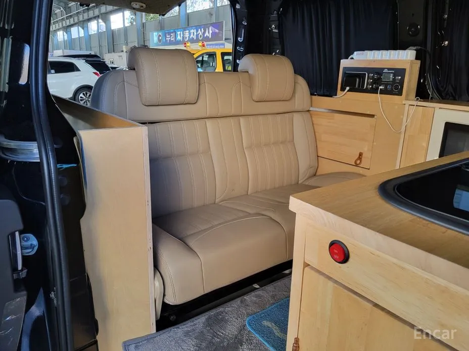 Фото 10 - Hyundai Staria