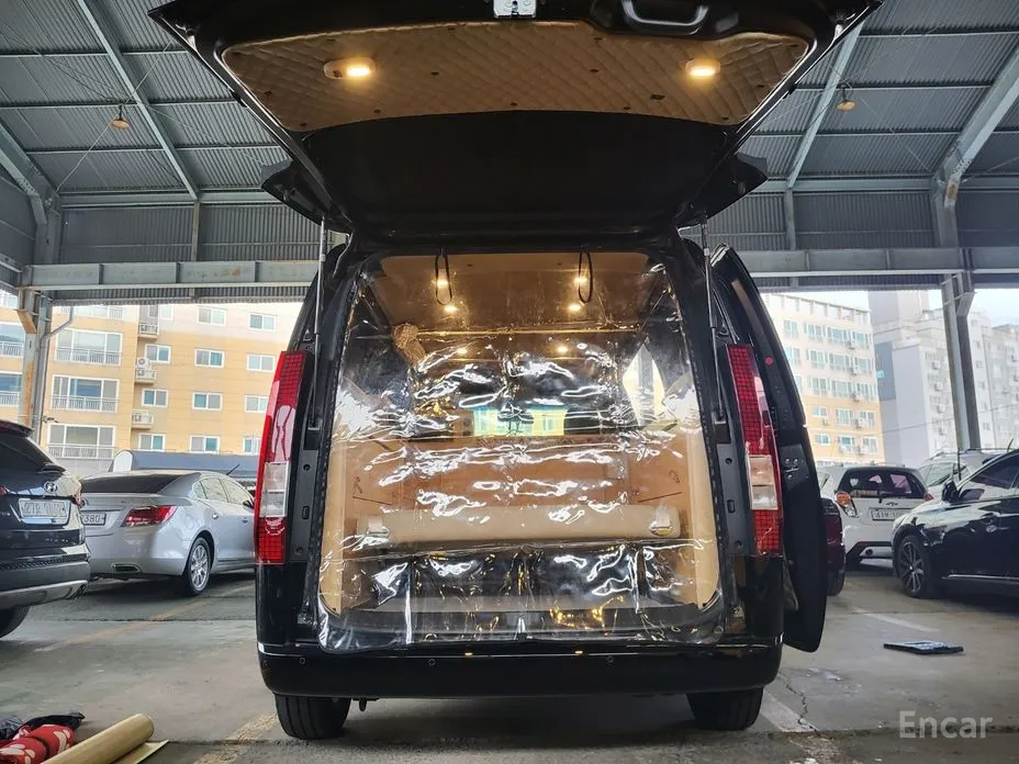 Фото 5 - Hyundai Staria