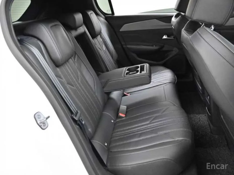 Фото 10 - Peugeot 308