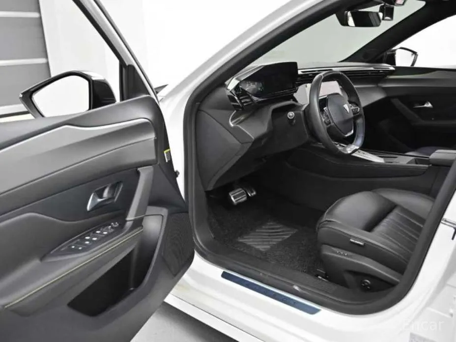 Фото 9 - Peugeot 308