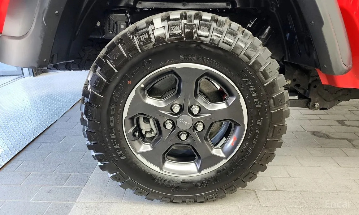 Фото 5 - Jeep Gladiator