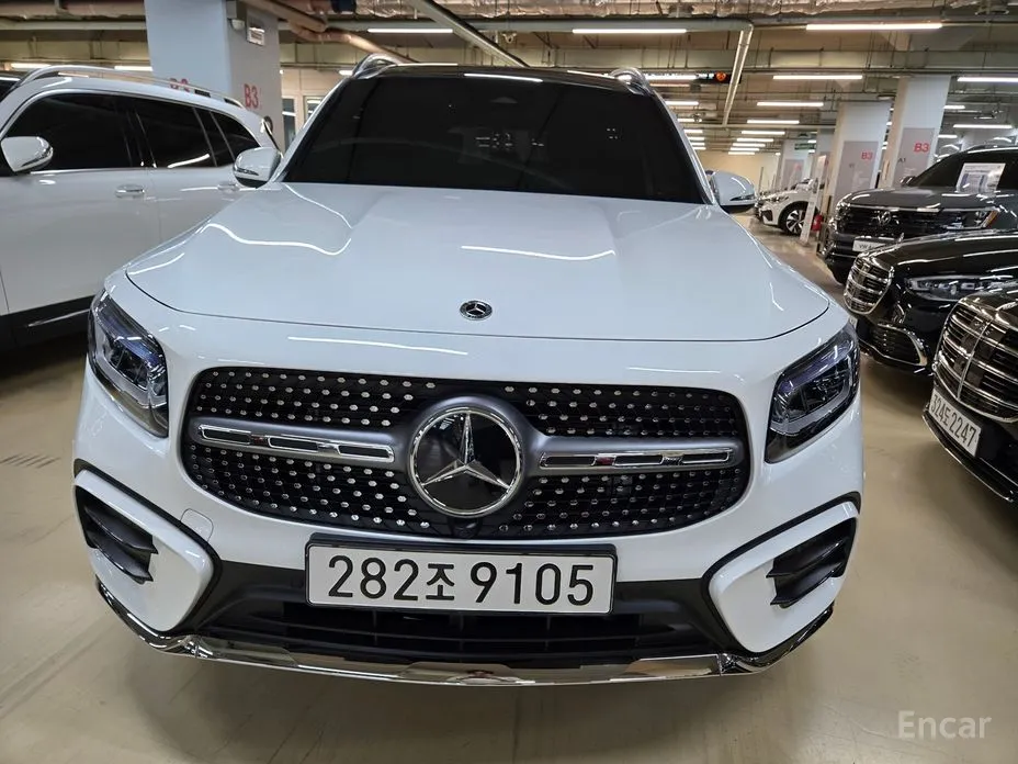 Фото 2 - Mercedes-Benz GLB-Class