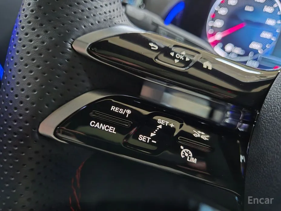 Фото 6 - Mercedes-Benz GLB-Class