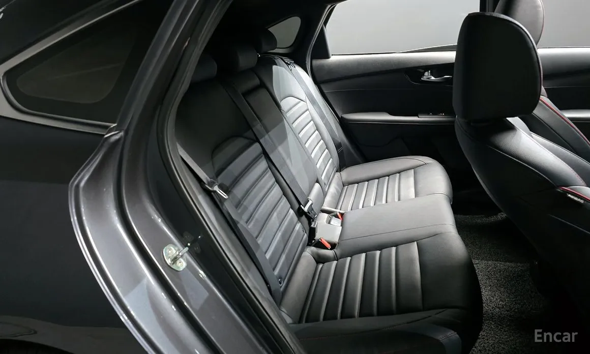 Фото 12 - Kia K3