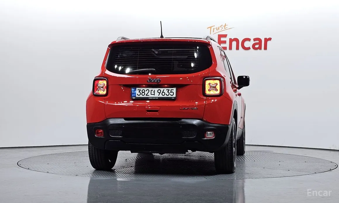 Фото 4 - Jeep Renegade