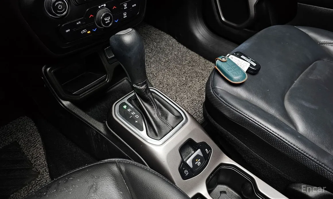 Фото 9 - Jeep Renegade