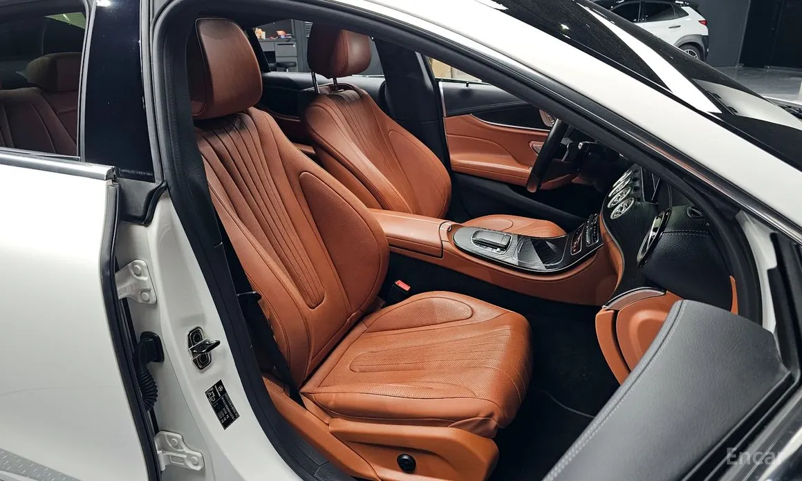 Фото 10 - Mercedes-Benz CLS-Class