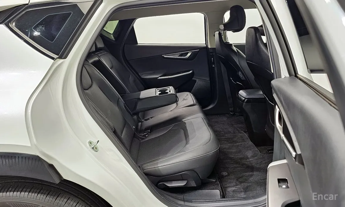 Фото 11 - Kia EV6