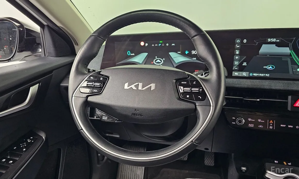 Фото 15 - Kia EV6