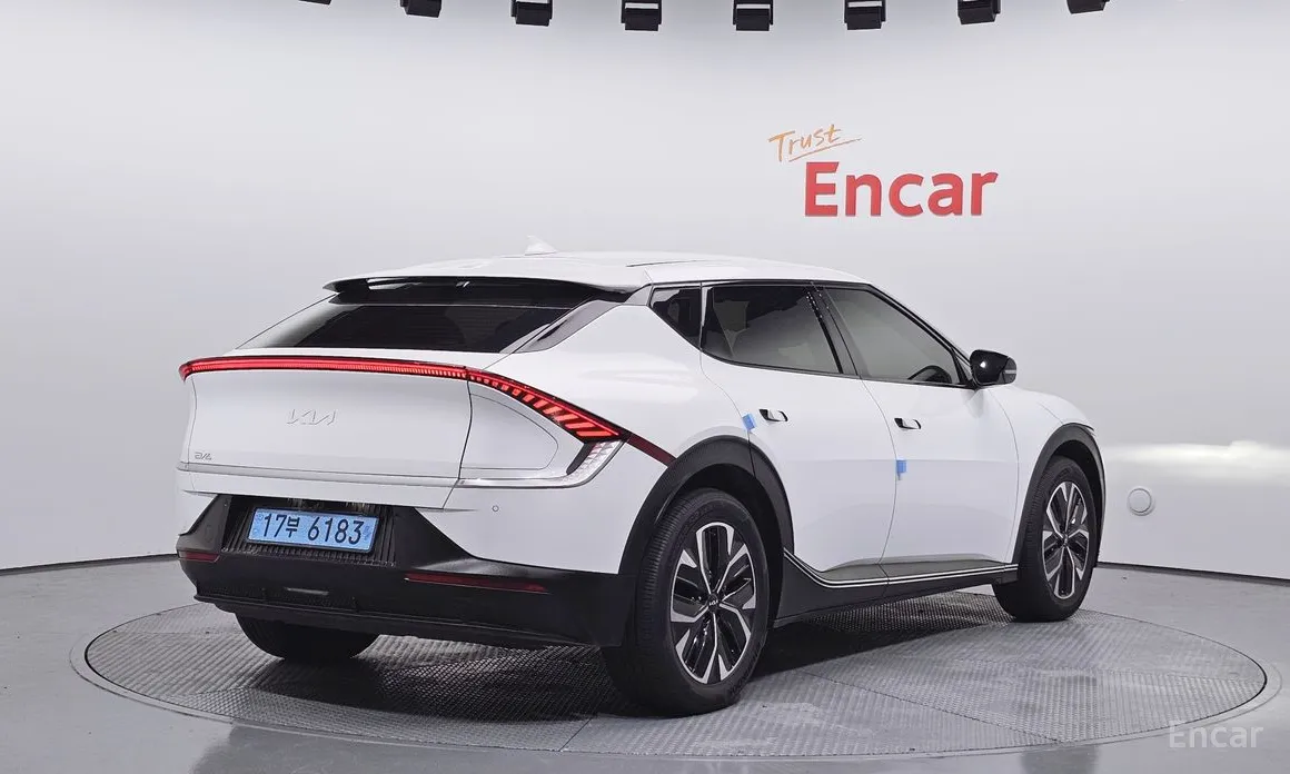 Фото 2 - Kia EV6