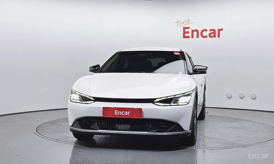 Фото 3 - Kia EV6