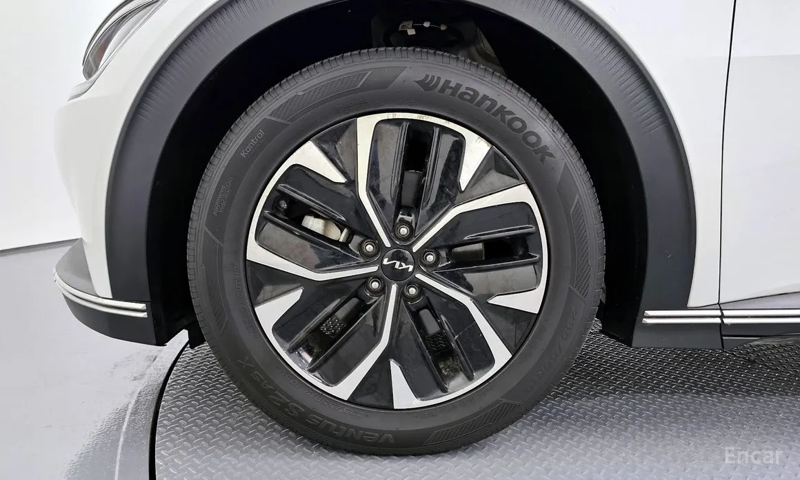 Фото 5 - Kia EV6