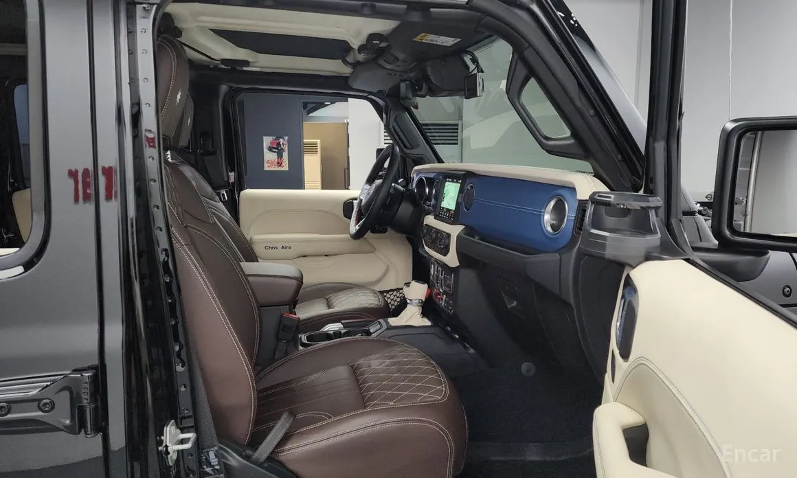 Фото 12 - Jeep Gladiator