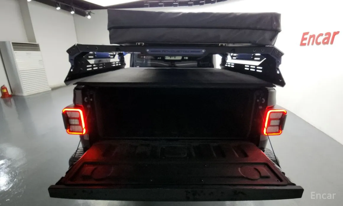 Фото 20 - Jeep Gladiator