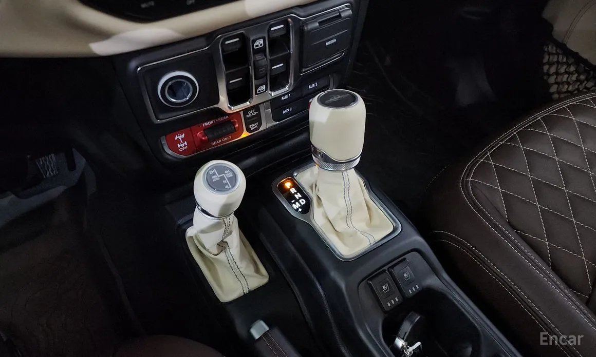 Фото 9 - Jeep Gladiator