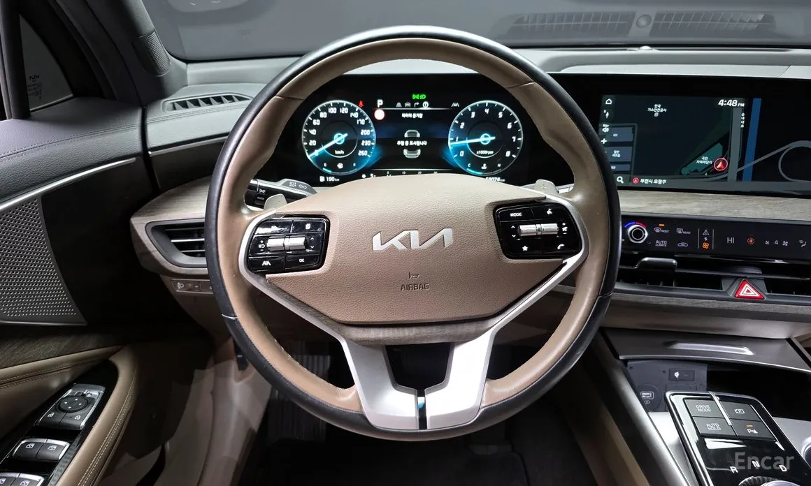 Фото 13 - Kia K8