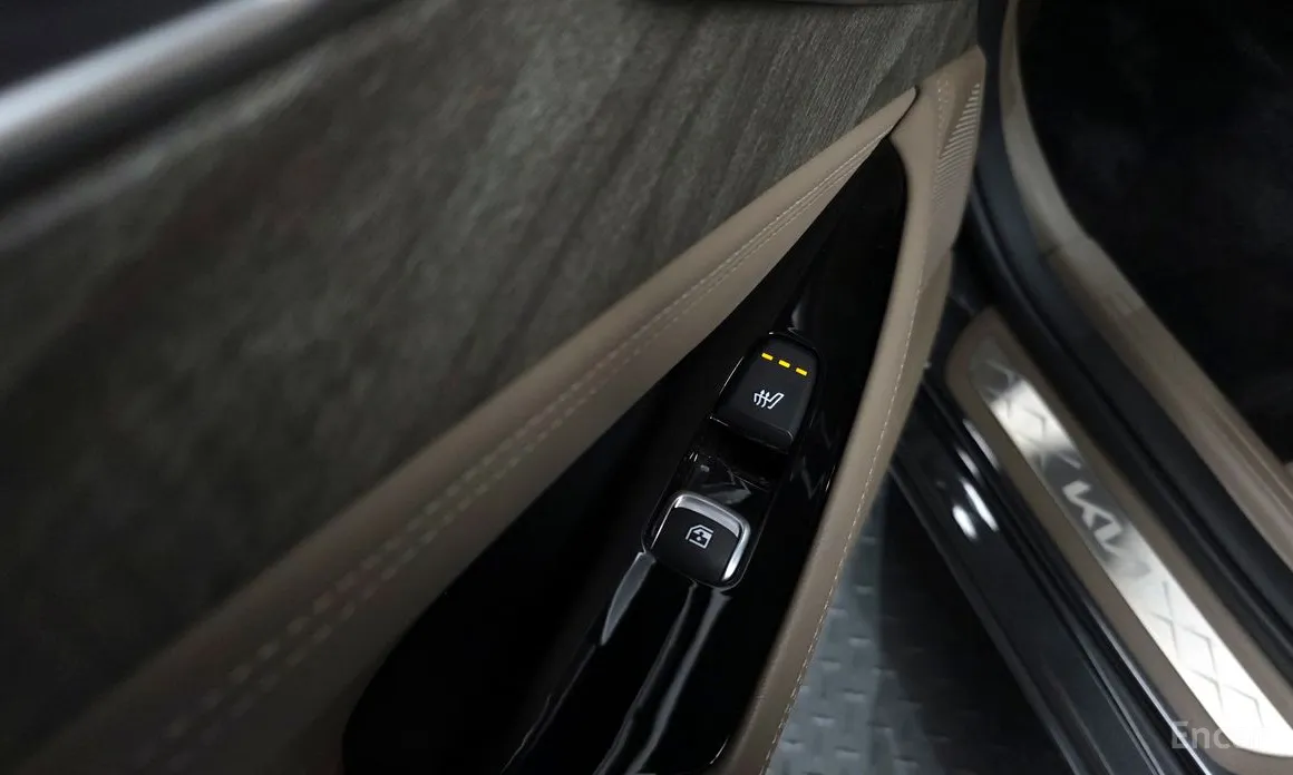 Фото 18 - Kia K8