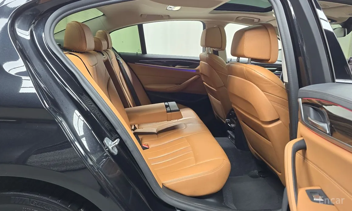 Фото 12 - BMW 5 Series