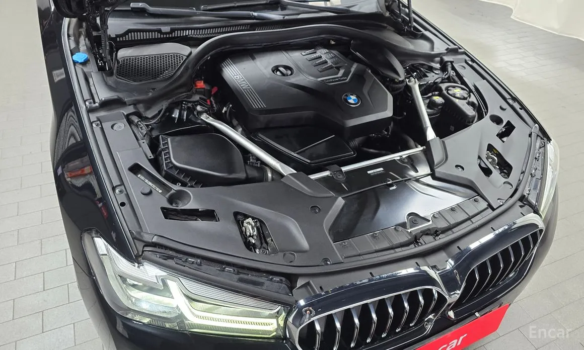 Фото 6 - BMW 5 Series