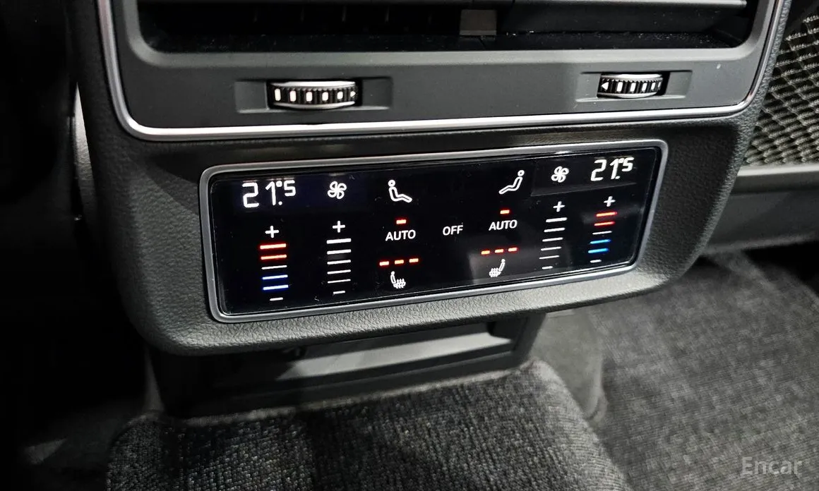 Фото 17 - Audi Q7