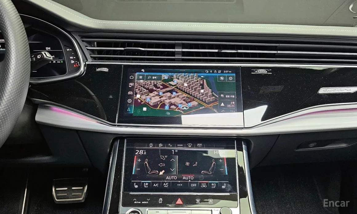 Фото 19 - Audi Q7