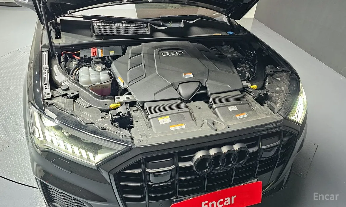 Фото 6 - Audi Q7