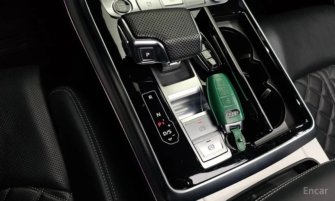 Фото 9 - Audi Q7