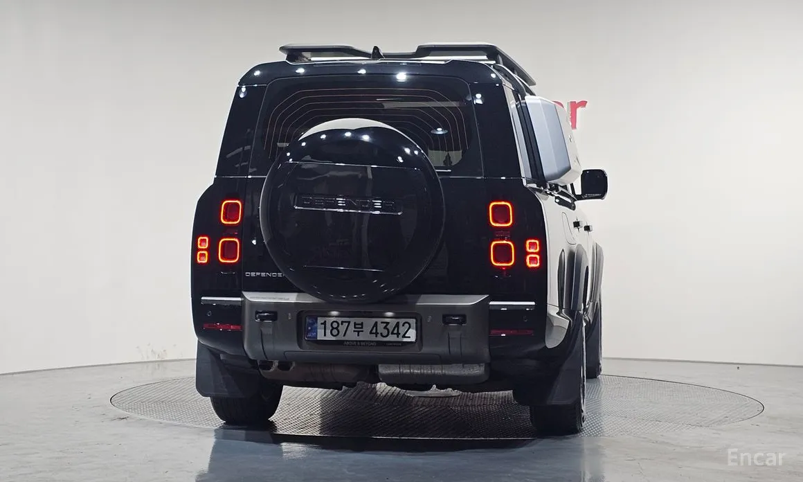 Фото 4 - Land Rover Defender