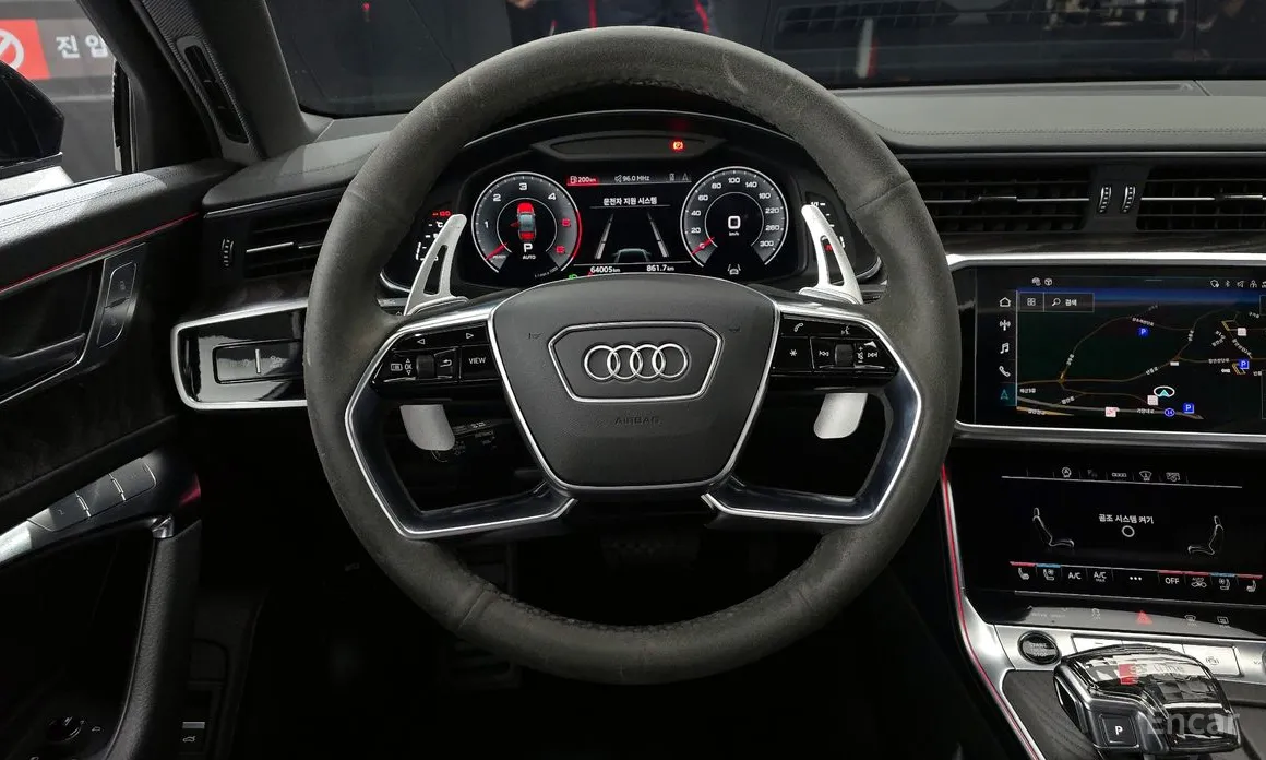 Фото 13 - Audi A6