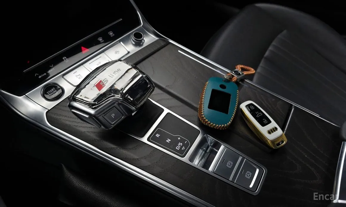 Фото 9 - Audi A6