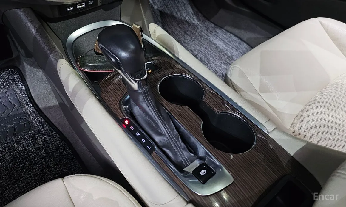 Фото 9 - Chevrolet Malibu