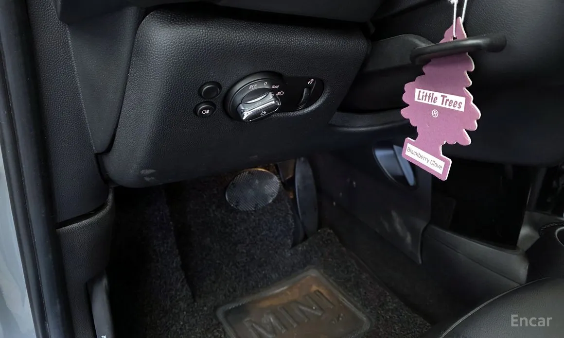 Фото 18 - Mini Cooper