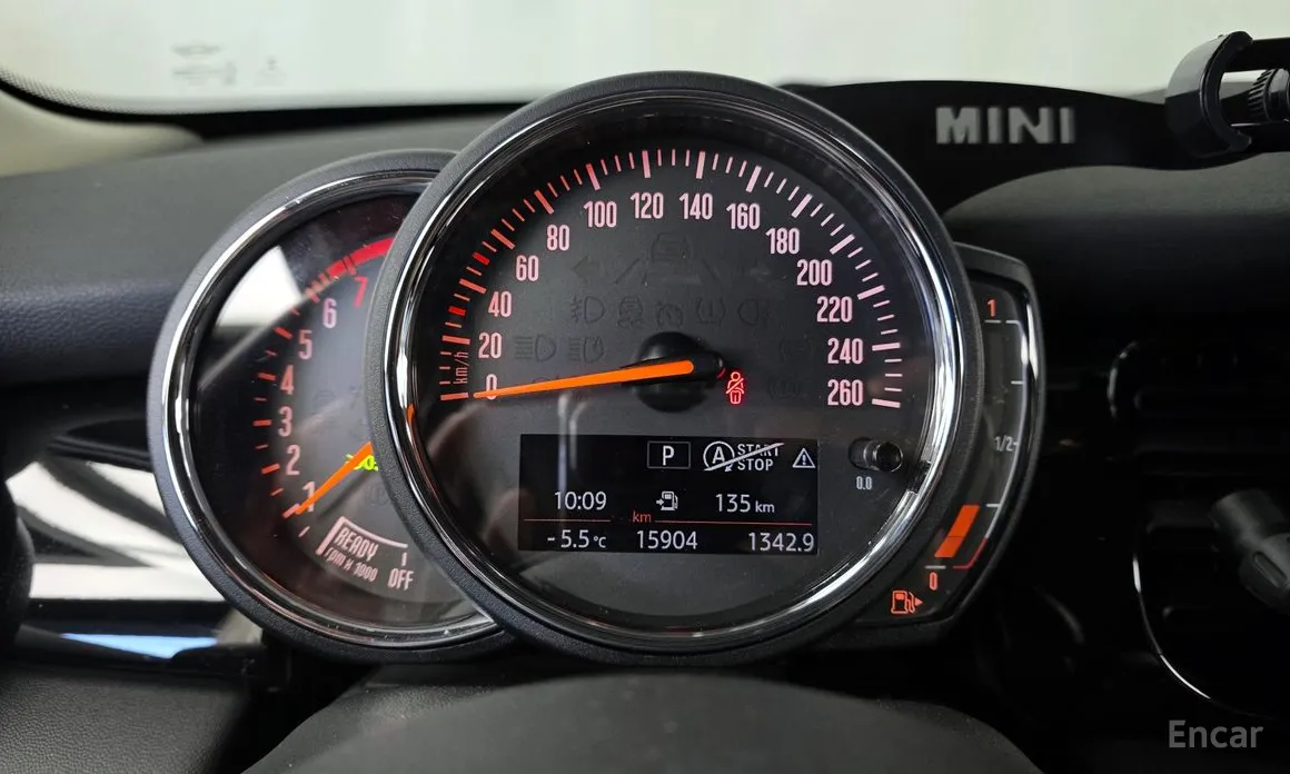 Фото 8 - Mini Cooper