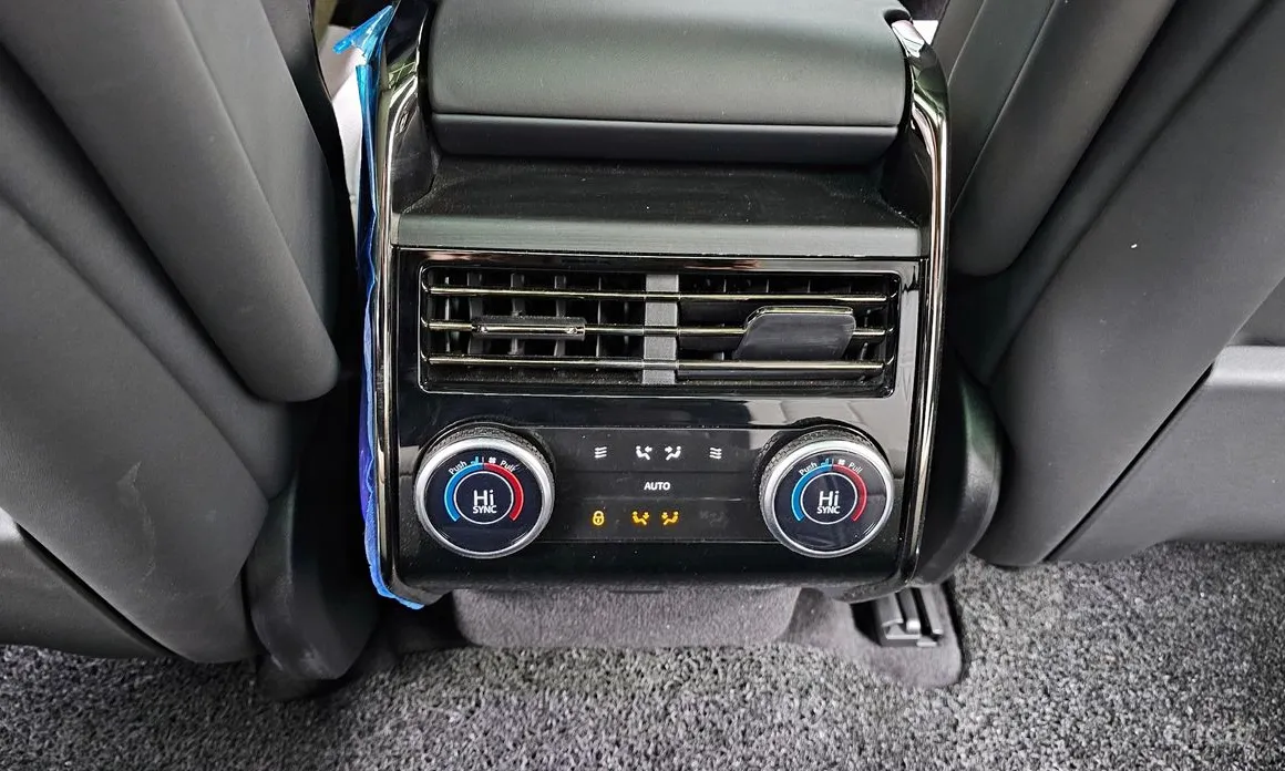 Фото 18 - Land Rover Range Rover Sport